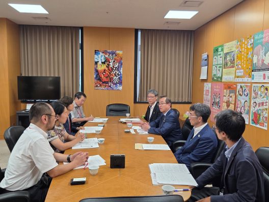 写真:政務講の様子