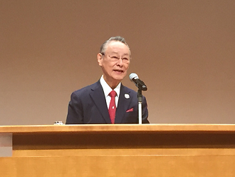 (写真)瓢亭第十四代主人 髙橋英一氏による基調講演